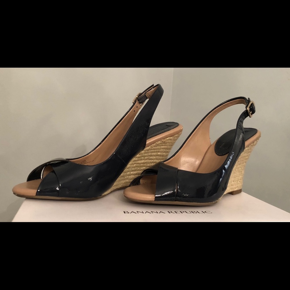 Banana Republic patent espadrille style wedges